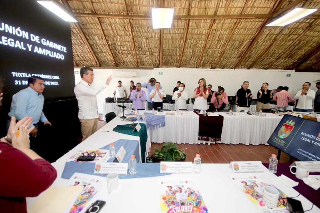 Rutilio Escandón destaca participación de la juventud en el desarrollo de Chiapas