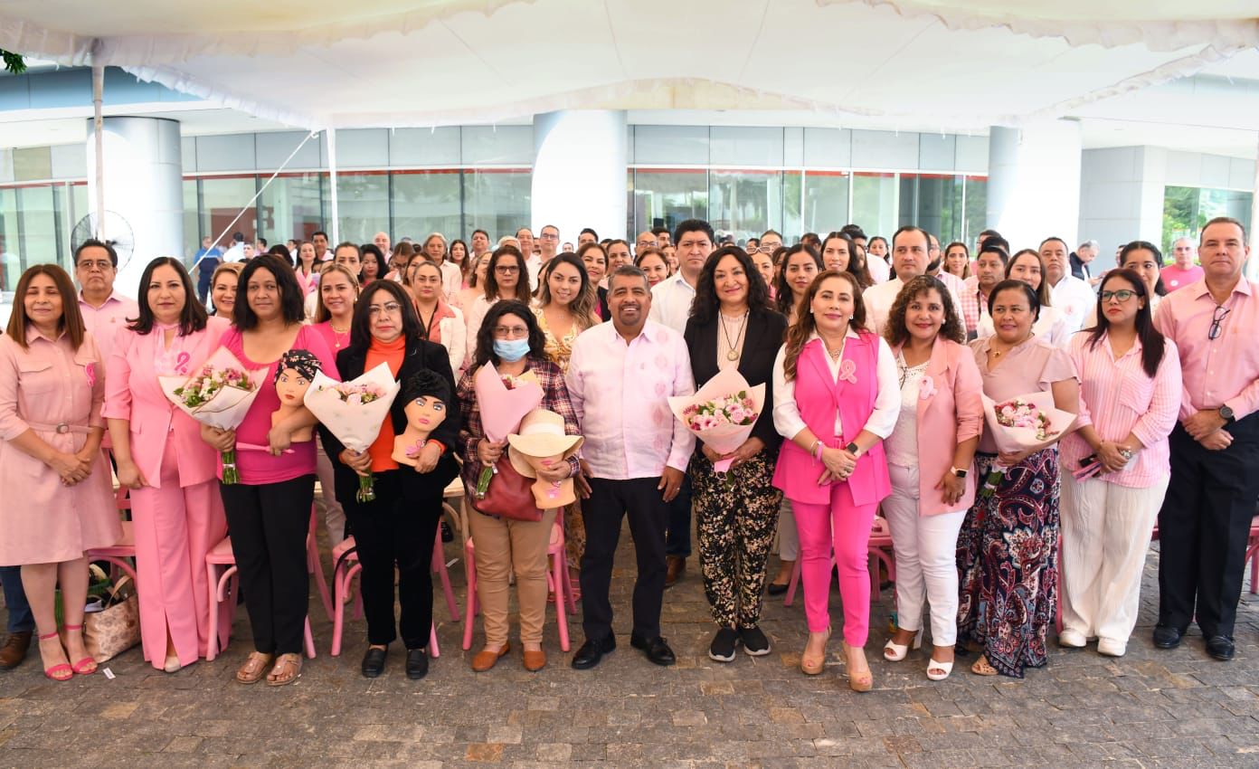 Preside Javier Jiménez conmemoración de la lucha contra el cáncer de mama