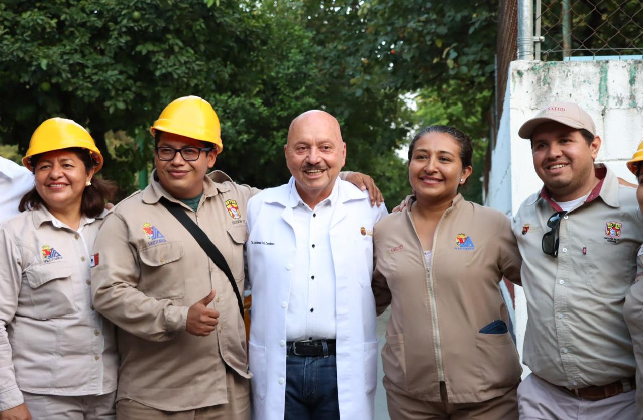 En el combate contra el dengue, 184 panteones intervenidos con acciones preventivas: Dr. Pepe Cruz