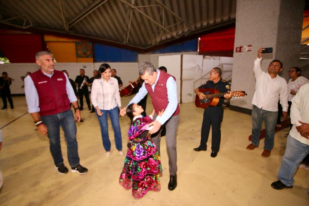 Rutilio Escandón entrega insumos de programas para la prevención social de la violencia en Tuxtla Gutiérrez