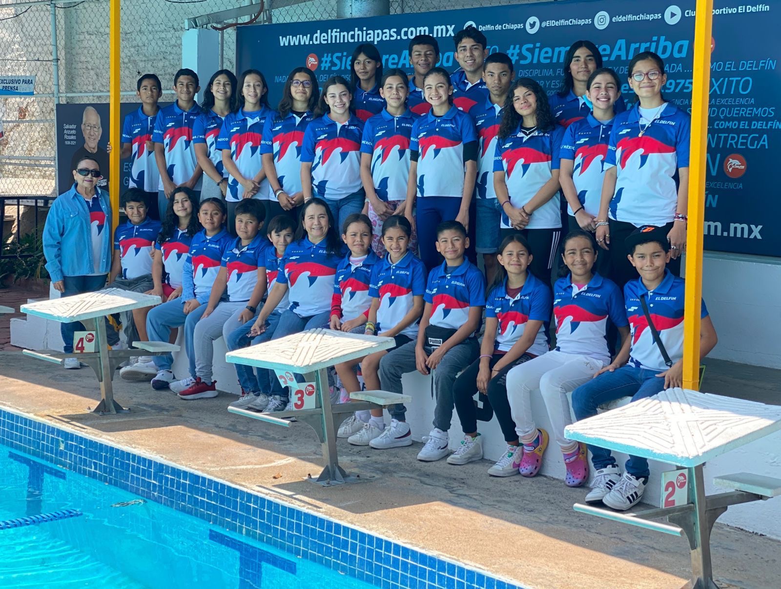Delfín de Chiapas a Veracruz para tomar parte de la 2ª Copa Alebrijes